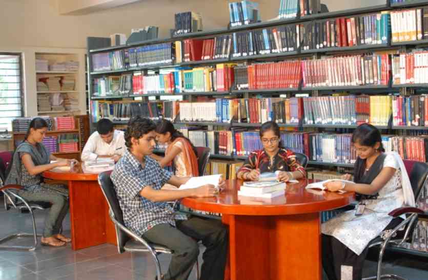 librarian राजस्थान के सैकड़ों सरकारी विद्यालयों में पुस्तकालय अध्यक्षों के अभाव में धूल फांक रही किताबें
