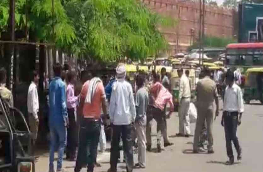 live video चोर पुलिस की उठा पटक, देखें वीडियो