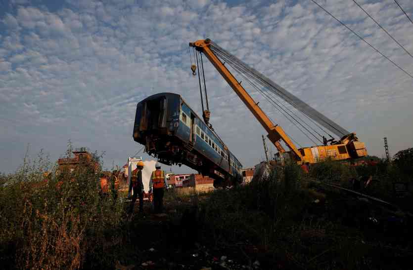 Utkal Express उत्कल एक्सप्रेस हादसा...सुबह प्रभु ने कहा, आज ही तय करो जवाबदेही, रात तक आठ अफसरों पर गाज