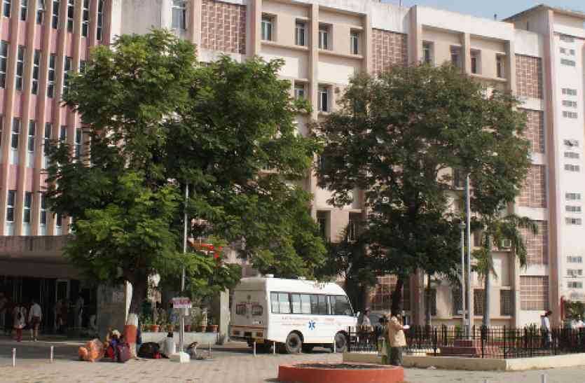 Super specialty hospital nagpur सुपर स्पेशलिटी अस्पताल में डॉक्टरों के सहयोग से मुनाफाख़ोरी का रैकेट सक्रिय