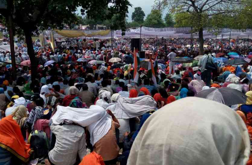 Shiksha Mitra शिक्षामित्र अन्ना हजारे के साथ अब दिल्ली में बोलेंगे हल्ला