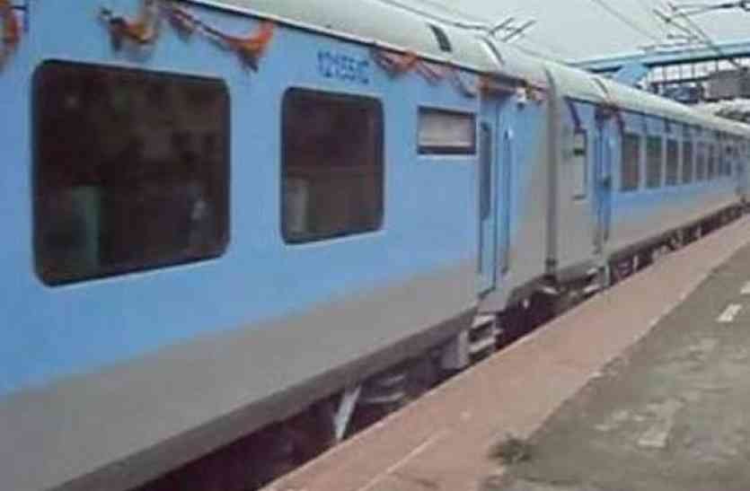indian railway: The robbers arrested of Chitrakoot Express robbery case train में लूट, ऐसे धराए लुटेरे, छोटा बंदर भी पकड़ाया