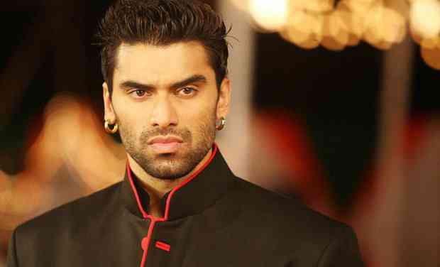 nikitin dheer