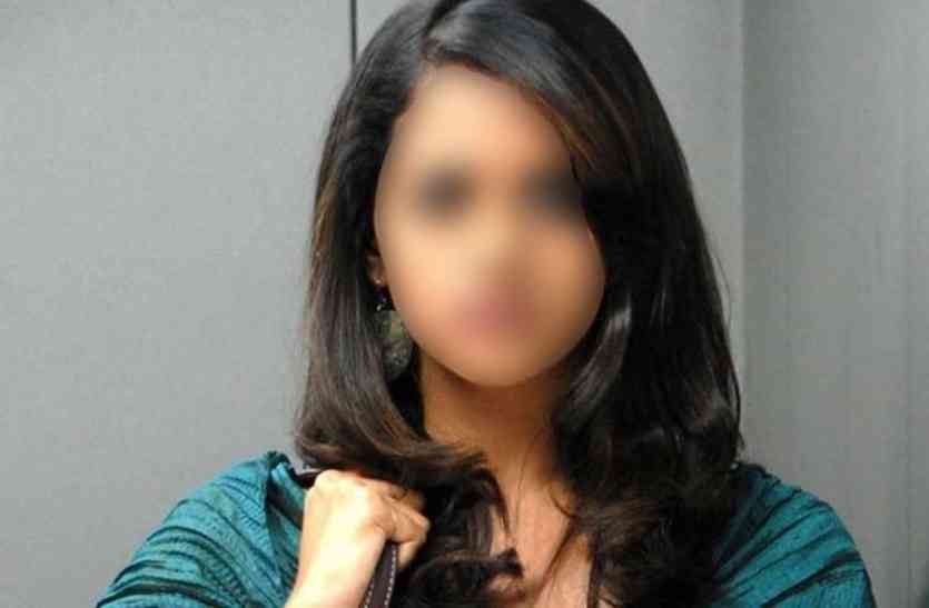 minor Prostitute, Female Prostitute, girl sells in nagpur Prostitution, gigolo, callboy, child prostitution, prostitute Prostitution 12 साल की बेटी को 80हजार में मां ने बेचा, 24 घंटे बनती थी वासना का शिकार