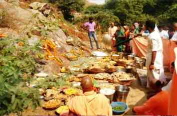 56 bhog govardhan jhanki 56 bhog govardhan jhanki
