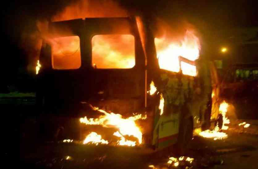 Riots in jaipur लापरवाही की लपटें