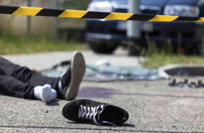 truck crushes police team हादसा: बेकाबू ट्रक ने पुलिस टीम को कुचला, 5 की मौत, 2 गंभीर