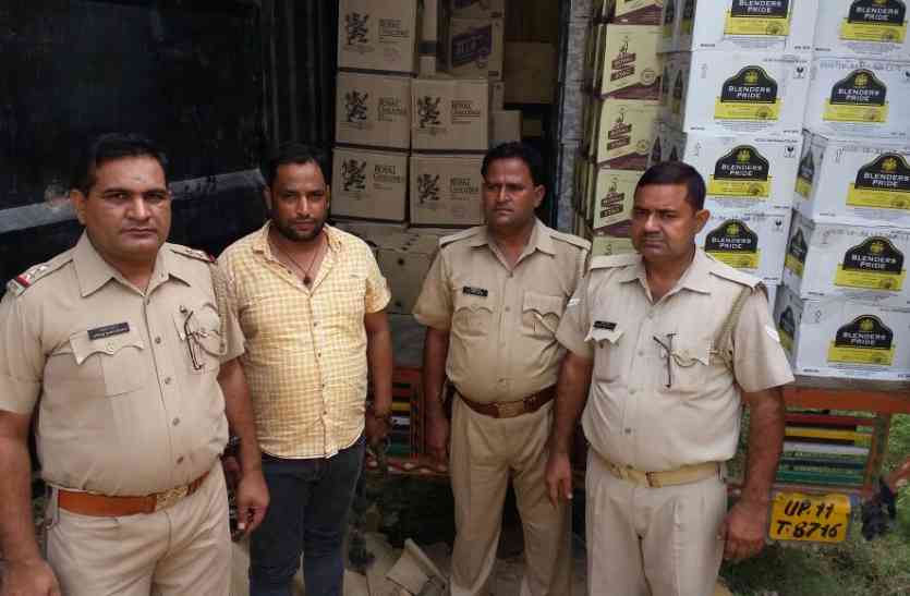 Bulandshahar निकाय चुनाव में बांटने के लाया जा रहा विदेशी शराब का जखीरा पकड़ा, एक गिरफ्तार, दो फरार