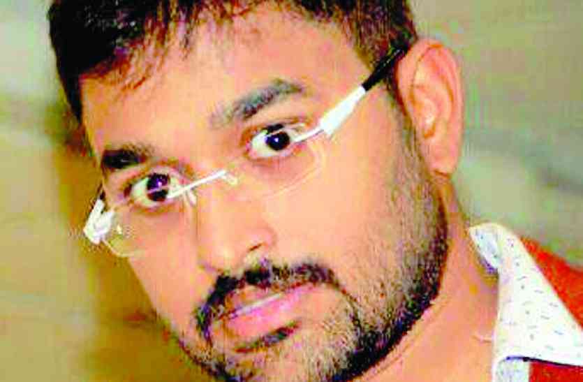 cheater दोस्ती की आड़ में दिया धोखा, दोस्त को पेट्रोल पंप का झांसा देकर ठग लिए 50 लाख