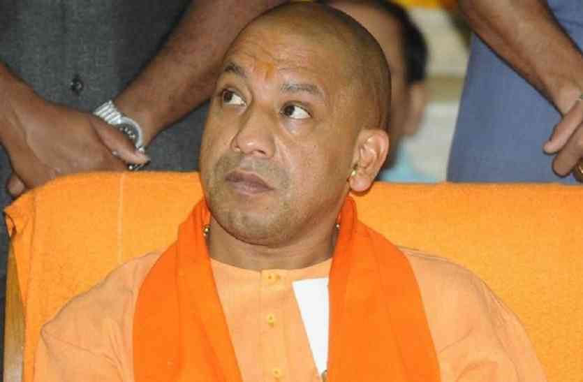 योगी आदित्यनाथ CM योगी के सामने गोरखपुर व फूलपुर संसदीय सीट बचाने की बड़ी चुनौती