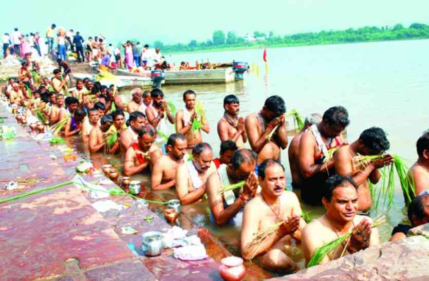 sarvpitru amavasya 2017 जानिए कब और क्यों मनाई जाती है सर्व पितृ अमावस्या