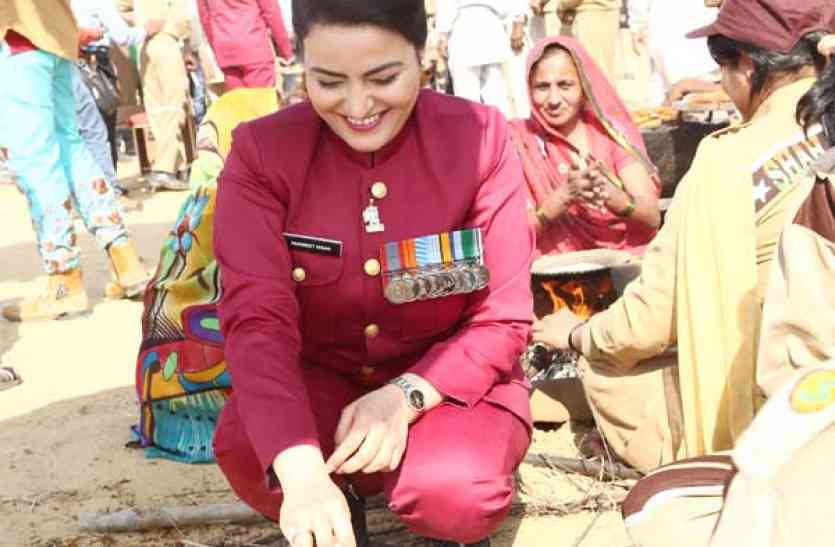 Honeypreet हनीप्रीत का वाट्सऐप नंबर हुआ वायरल, जानिए डीपी में लगा रखी है किसकी तस्वीर