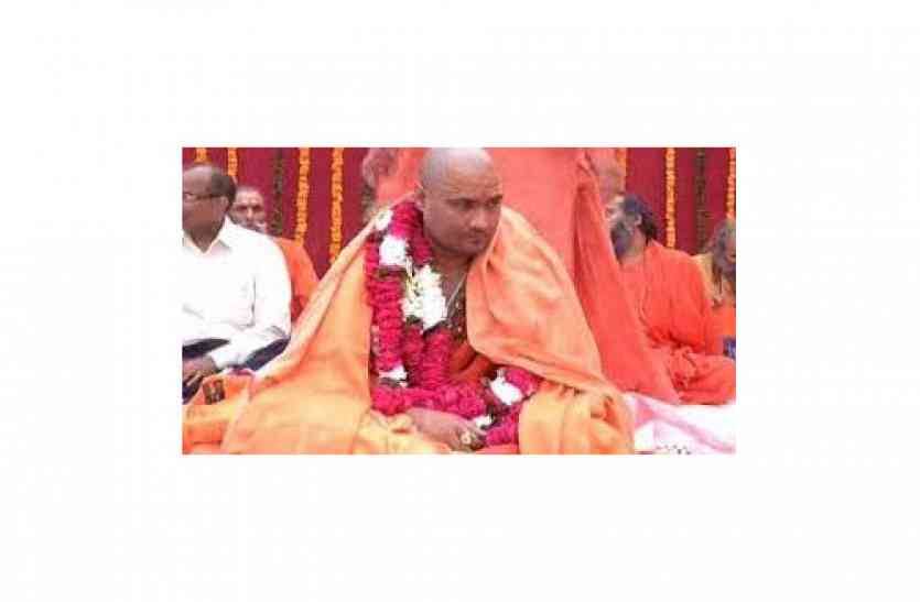 baba अखाड़ा परिषद ने ब्लैक लिस्टेड बाबाओं की सूची में नोएडा से महामडलेश्वर बने सचिन दत्ता को भी किया शामिल
