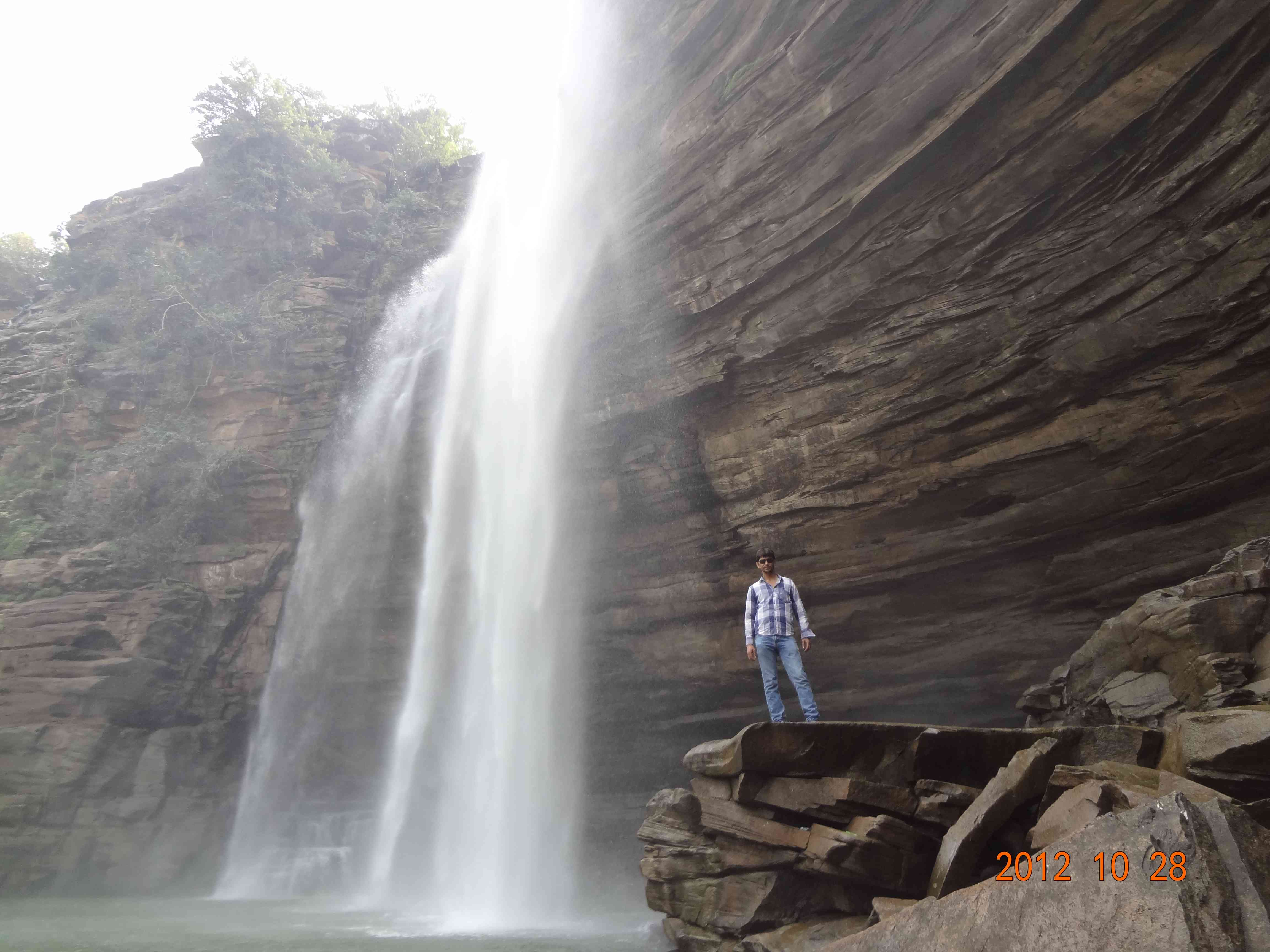 mirzapur fall