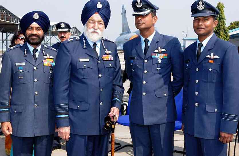 Marshal Arjan Singh मार्शल अर्जन सिंह: महज एक घंटे में हमला कर पाकिस्तान टैंकों को मिला दिया था मिट्टी में