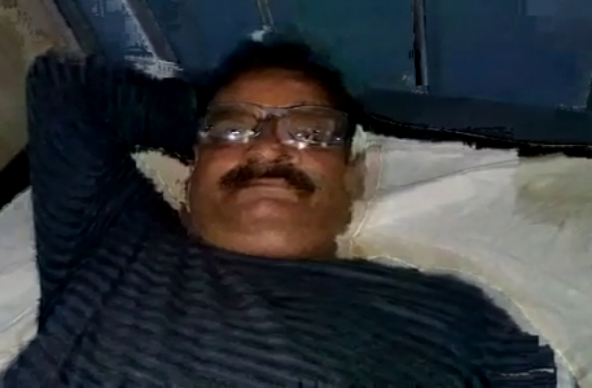 attack भाजपा किसान मोर्चा के उपाध्यक्ष पर धारदार हथियार से हमला, अस्पताल में भर्ती