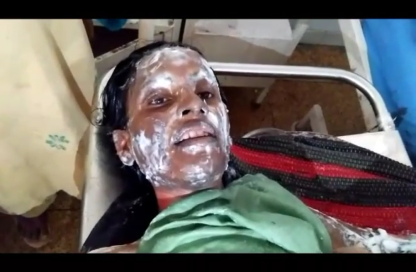 girl burnt alive बहन के साथ करना चाहता था घिनौना काम, विरोध की तो जिंदा जला दिया