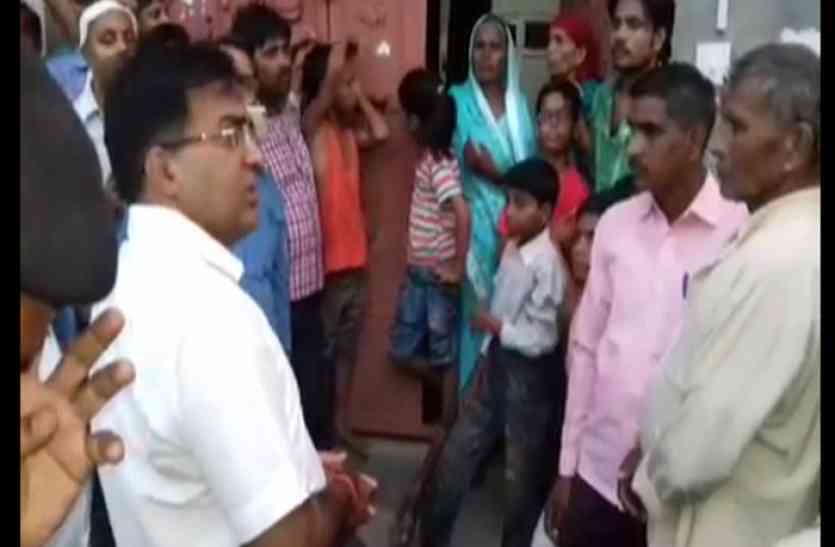 kannauj शिक्षक पर हैवान बना उसका एक पड़ोसी, पुलिस जुटी तलाश में