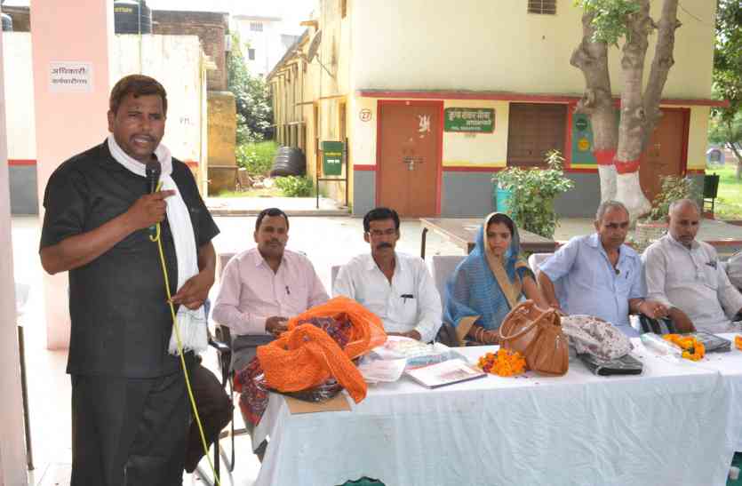 dausa teachers news शिक्षा व शिक्षकों के मुद्दों पर मंथन कर बनाए प्रस्ताव