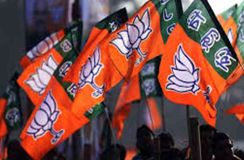 BJP राजस्थान की सीएम ने ली अफसरों की क्लास, बजट घोषणाओं को लेकर दो टूक कह डाली ये बात