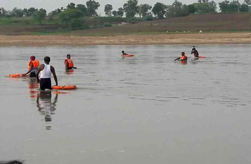 balaghat news वैनगंगा नदी में डूबने से दो तो तालाब में डूबने से एक बच्ची की मौत