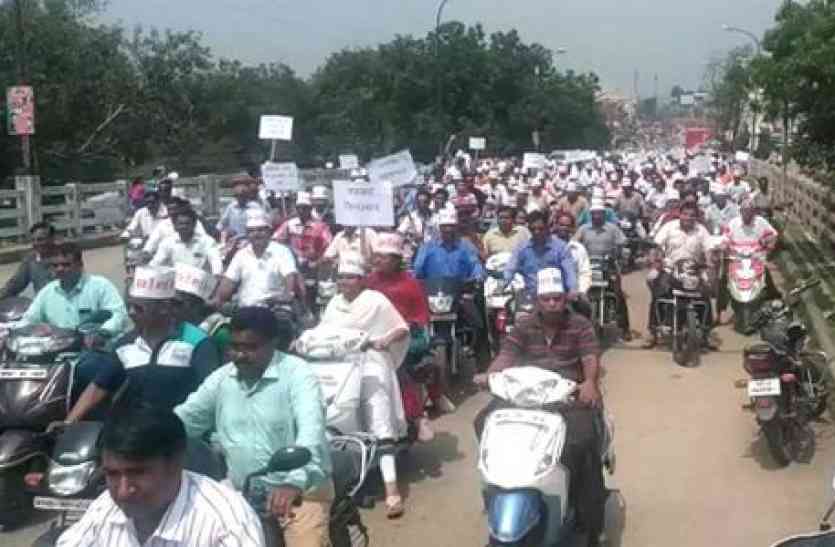patrika राजा भी गया था, मामा भी जाएगा