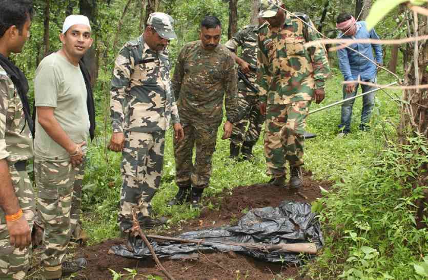 nakshali सुरक्षा एवं जिलाबल को निशाना बनाने छिपाया गया सामान बरामद