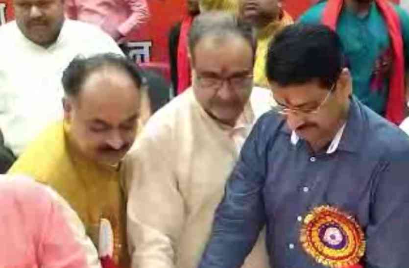 BJP भाजपा के इस नेता ने पार की सारी सीमाएं, राहुल गांधी को लेकर ये दिया यह विवादित बयान