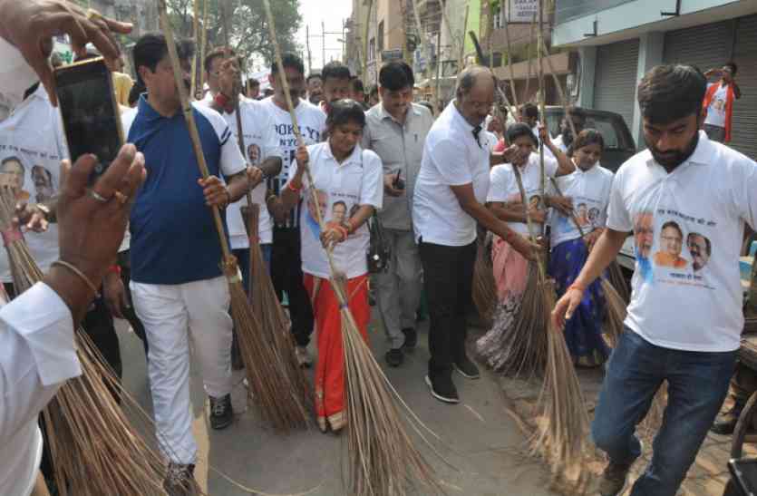 cccc मंत्री बृजमोहन की अफसरों को दो टूक, बोले- 6 महीने में काम पूरा करो, वरना...