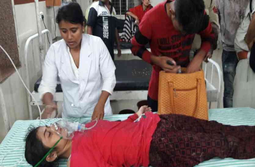 youth BF से दिल की यह बात कहकर नदी में कूदी प्रेमिका,यह युवक प्रेमियों के लिए बना मिसाल,देखें फोटो