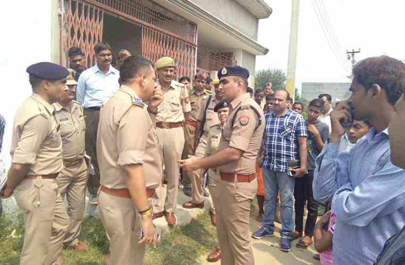 Murder in Bareilly लूटपाट के दौरान शिक्षक की हत्या, पत्नी की हालत गंभीर
