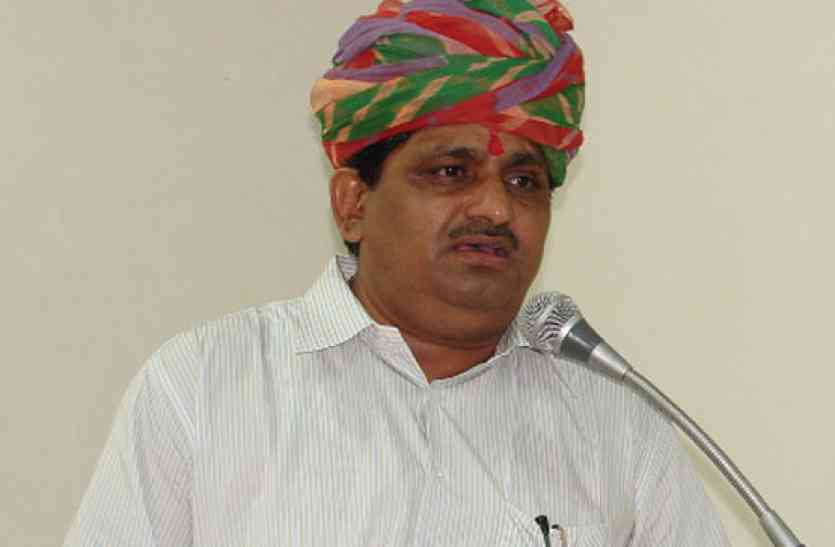 Agriculture Minister Provide Relaxation Upto Rs 50000 Loan of Farmers कृषि मंत्री ने कहा किसानों के माफ होंगे कर्ज और मिलेगा बोनस