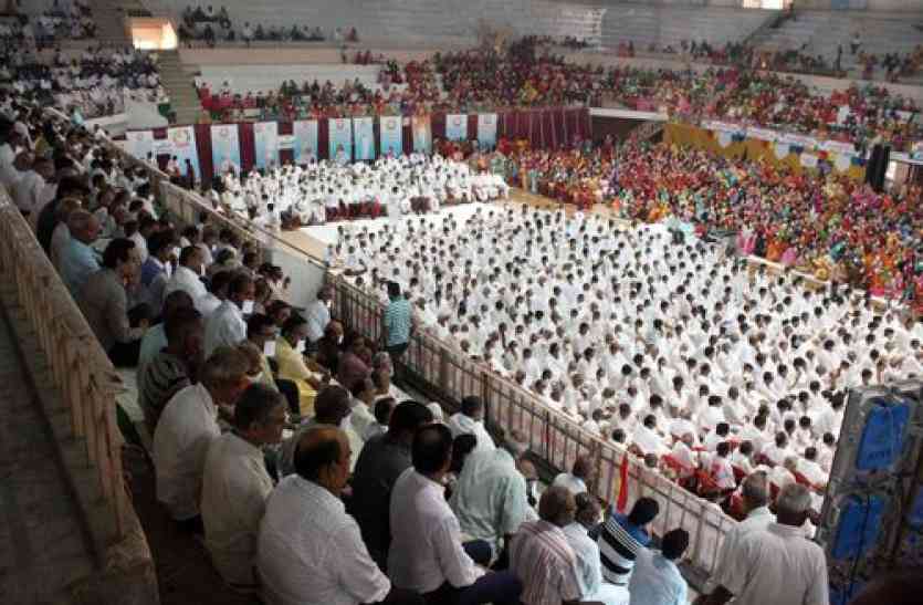 jain dharma एक साथ किए 7500 सामायिक