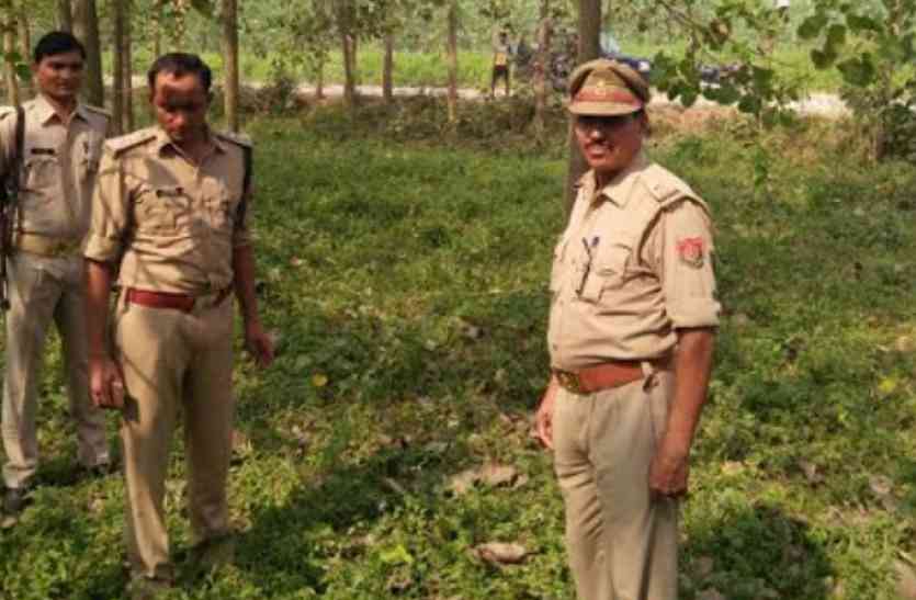 Moradabad police encounter प्रेमिका की चाकू से गोद कर हत्या करने वाला आरोपी चढ़ा पुलिस के हत्थे, मुठभेड़ में हुआ घायल