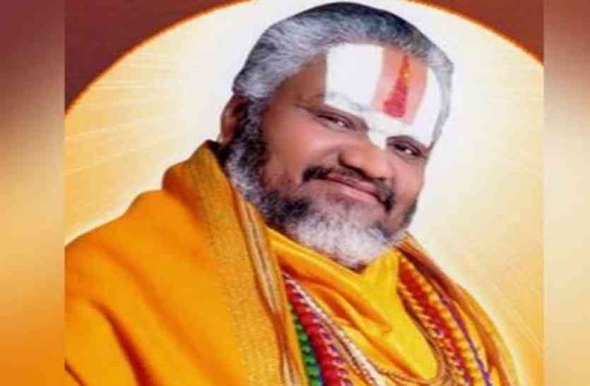 Falhari Baba बड़ी खबर: राम रहीम के बाद अब देश के इस बड़े बाबा ने युवती को बनाया हवस का शिकार