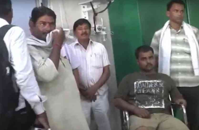 BJP MP Mukesh Rajput अब भाजपा सांसद के छोटे पुत्र पर हमला, सांसद बोले- इसमें सपा नेताओं का हाथ