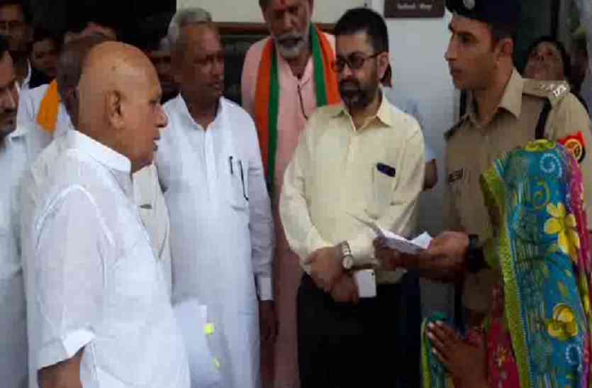 Agriculture Minister Surya Pratap Shahi ललितपुर के इतिहास में अब तक की सबसे बड़ी राहत किसानों को मिली: मंत्री सूर्य प्रताप शाही