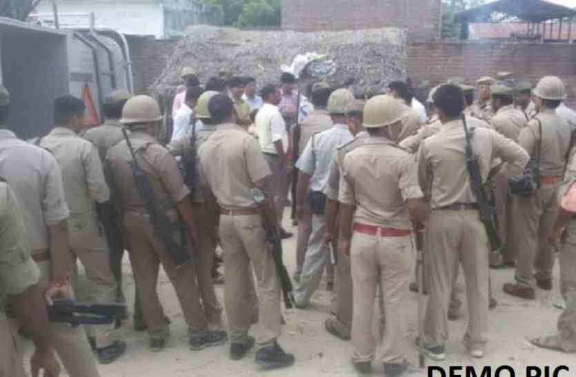 Violence during Murti Visarjan BREAKING: जौनपुर में मूर्ति विसर्जन के दौरान दो वर्गों में बवाल, पथराव के बाद संघर्ष, विसर्जन रुका, पुलिस तैनात