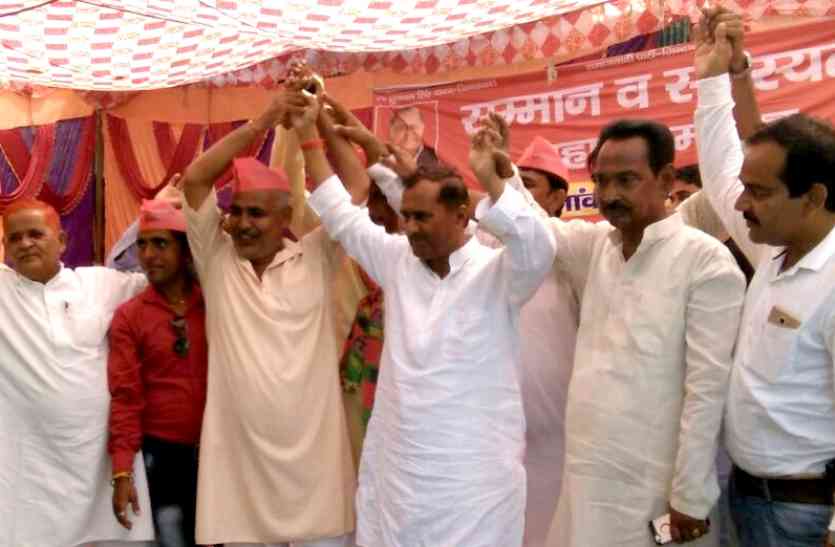 Former Minister Dr. SP Yadav लूट-खसोट में लगे हैं बीजेपी के सांसद और विधायक: पूर्व मंत्री डा. एसपी यादव