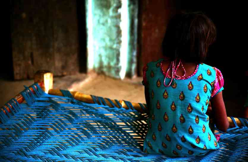Girl Raped in Jaunpur जौनपुर में किशोरी से 30 मिनट में दो बार रेप, मां-बाप की डांट से नाराज होकर निकली थी घर से