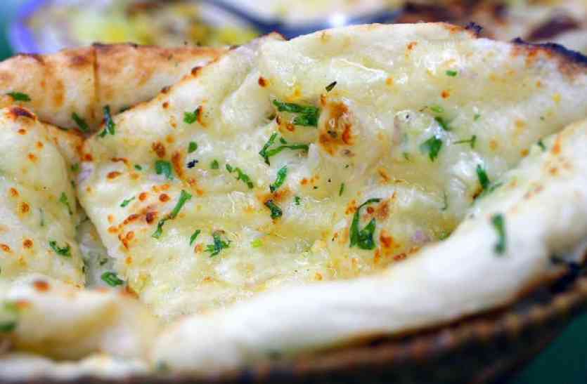 Cheese Naan तवे पर ऐसे बनाएं तंदूरी चीज नान