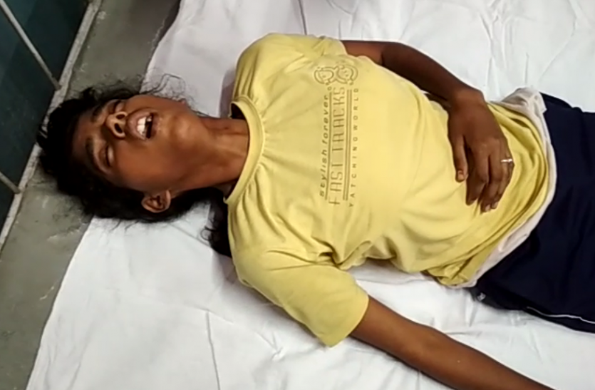 shamli gas kand 9 students again sick शामली गैस रिसाव: फिर बिगड़ी 9 बच्चों की तबीयत, प्राइवेट हॉस्पिटल ने इलाज करने से किया इनकार