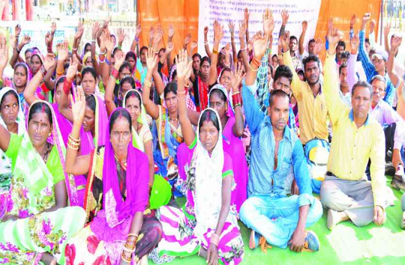 सफाई कर्मचारी एवं रसोई कर्मचारियों की मानदेय साहब! वेतन इतना कम है कि नहीं चलता घर का खर्चा
