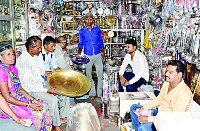 diwali 2017 muhurat news in hindi Diwali 2017: दिवाली तक रहेगा पुष्य नक्षत्र, 17 शुभ योगों के साथ तेरस को होगी धनवर्षा