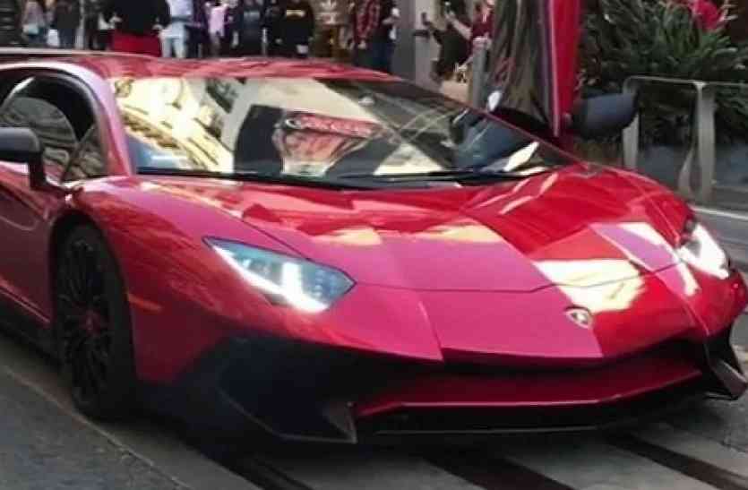 three crore lamborghini जब 3 करोड़ की कार के साथ राह चलते युवक ने किया कुछ ऐसा, थम गया मालिक का दिल, उड़ गए होश!