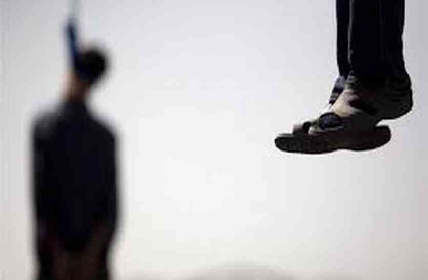 hanged by girl indore 10 अक्टू को मनाया बर्थडे, फिर पॉश कॉलेज के छात्रा ने लगाई फांसी