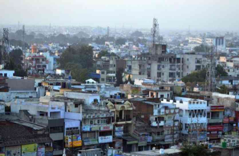 City development could not take growth in jabalpur hospital, स्कूल-कॉलेज नहीं , इस शहर में बस बन रहे मकान