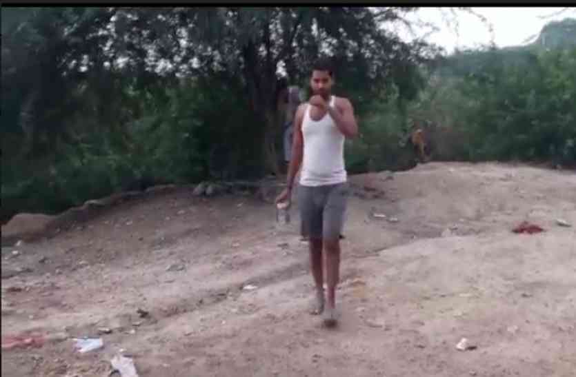 kanpur ओडिएफ मुक्त जिले की खुली पोल, खुले में शौच करने को मजबूर हैं लोग