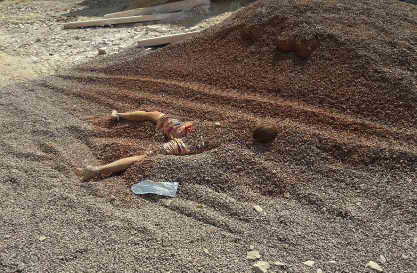 woman murder in Jodhpur जोधपुर बन रहा क्राइम सिटी, क्रांक्रीट में इस हाल में दबा था शव, हालत देख लोगों में फैल गई दहशत