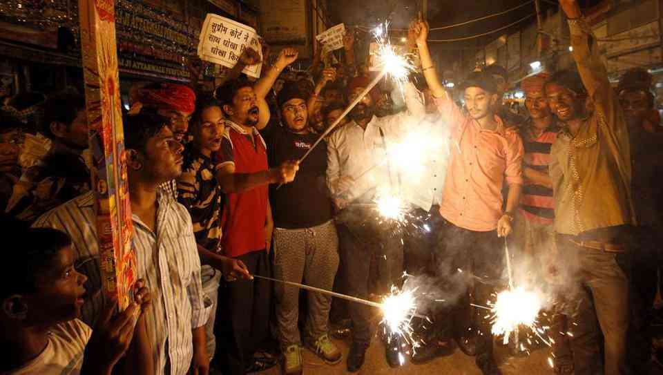 crackers traders
